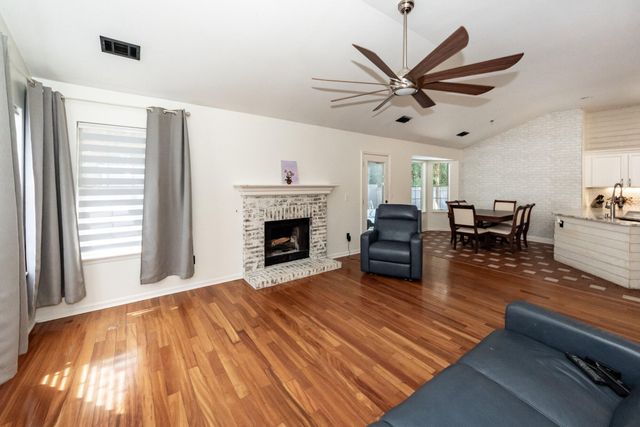 5346 Greggs Landing, North Charleston, SC 29420