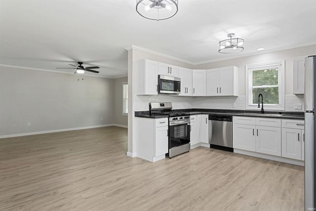 1722 Fremont Street, South Bend, IN 46628