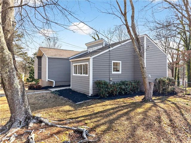 4933 Dana NE Drive, Kennesaw, GA 30144