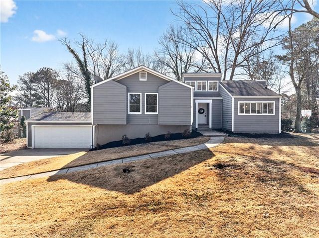 4933 Dana NE Drive, Kennesaw, GA 30144