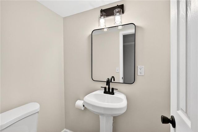 4933 Dana NE Drive, Kennesaw, GA 30144