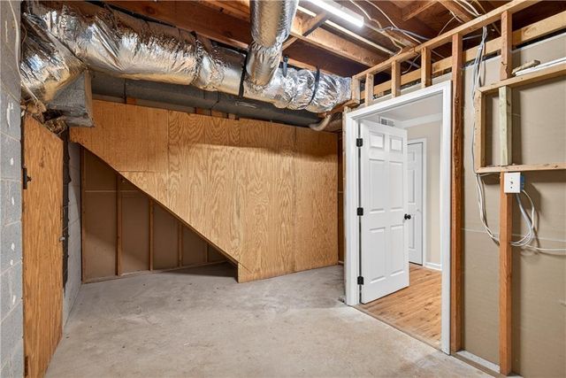 4933 Dana NE Drive, Kennesaw, GA 30144