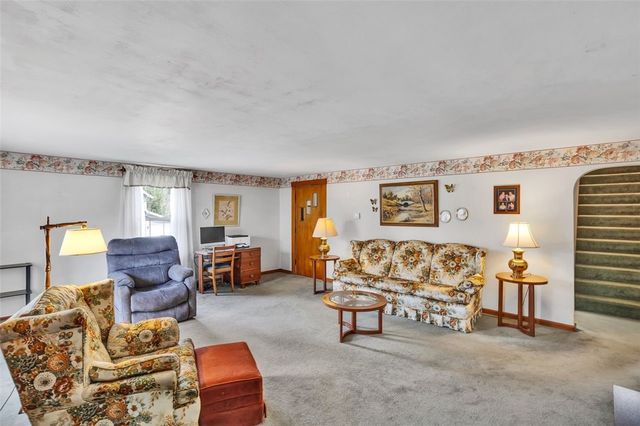 613 Portersville Road, Perry Twp, PA 16117
