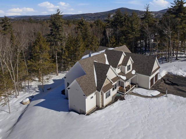 5 Sawmill Lane, New Boston, NH 03070