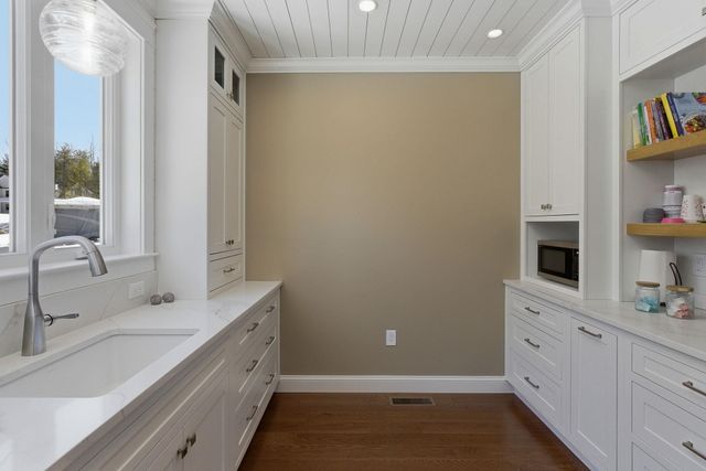 5 Sawmill Lane, New Boston, NH 03070