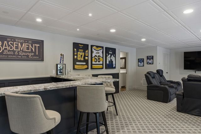 5 Sawmill Lane, New Boston, NH 03070