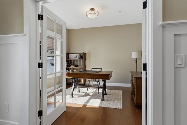 5 Sawmill Lane, New Boston, NH 03070