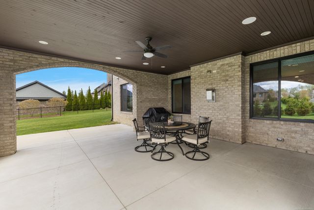 61573 Cotswold Drive, Washington Twp, MI 48094