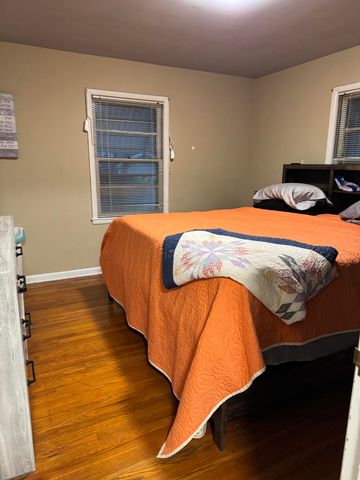 308 East Lindberg Street, Springfield, MO 65807