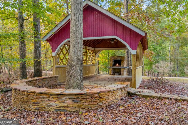 450 Stagecoach Way, Danielsville, GA 30633