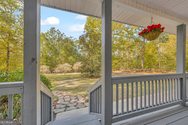 450 Stagecoach Way, Danielsville, GA 30633