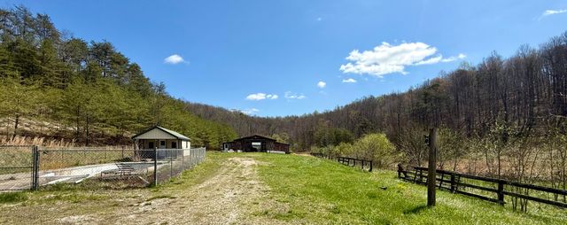 1870 Seas Branch Road, Morehead, KY 40351