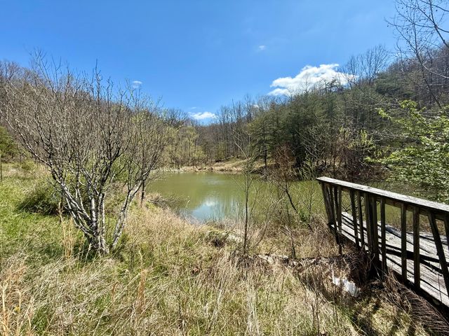 1870 Seas Branch Road, Morehead, KY 40351