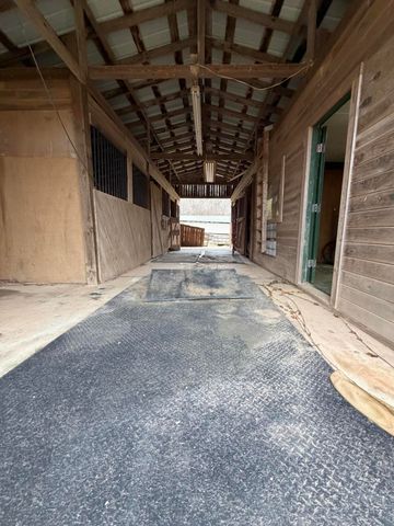 1870 Seas Branch Road, Morehead, KY 40351