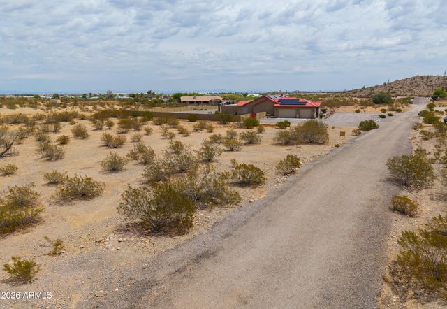 11428 W MOUNTAIN SHADOWS Drive 19, Casa Grande, AZ 85193