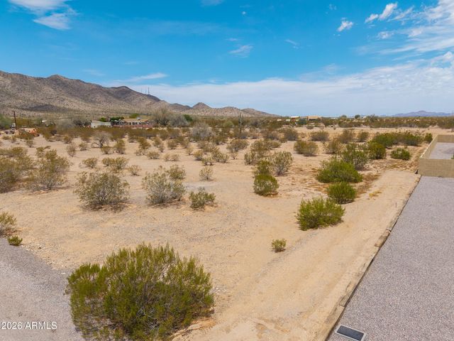 11428 W MOUNTAIN SHADOWS Drive 19, Casa Grande, AZ 85193