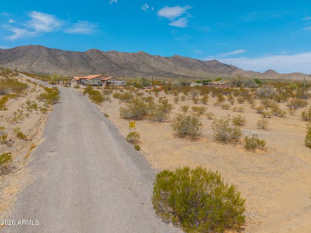 11428 W MOUNTAIN SHADOWS Drive 19, Casa Grande, AZ 85193