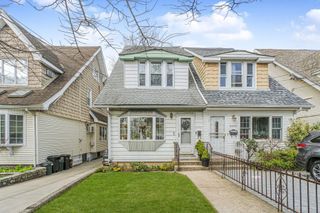 2674 E 22nd Street, New York City, NY 11235