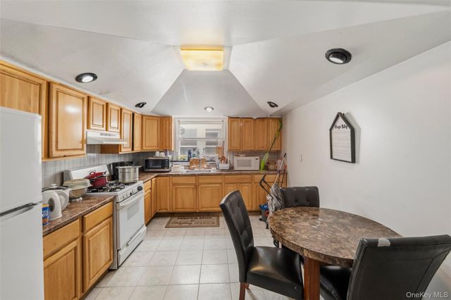 1716 Fowler Avenue, Bronx, NY 10462
