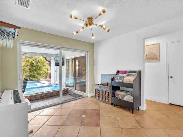 2200 NW 73rd Avenue, Sunrise, FL 33313