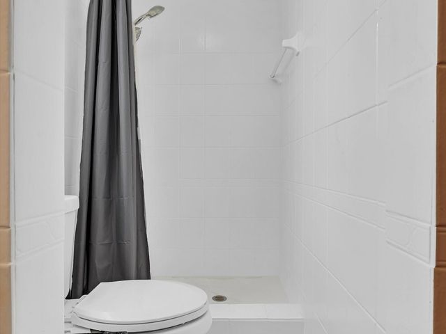 2200 NW 73rd Avenue, Sunrise, FL 33313