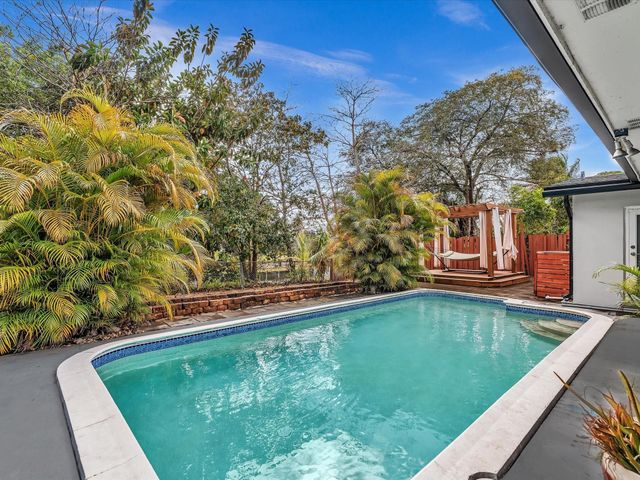 2200 NW 73rd Avenue, Sunrise, FL 33313