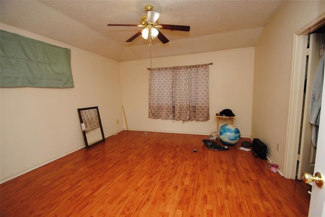 5150 Verdenbruk Drive, Houston, TX 77066