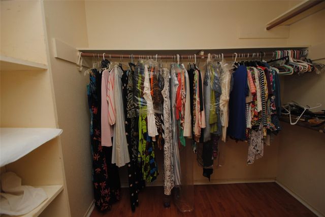 5150 Verdenbruk Drive, Houston, TX 77066
