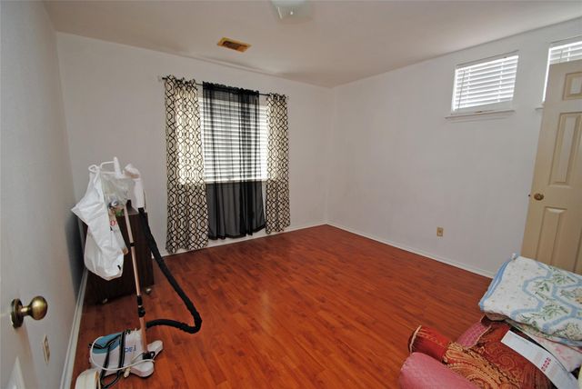 5150 Verdenbruk Drive, Houston, TX 77066