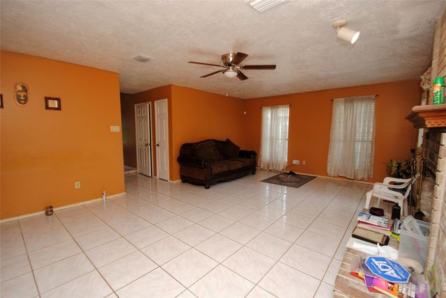 5150 Verdenbruk Drive, Houston, TX 77066