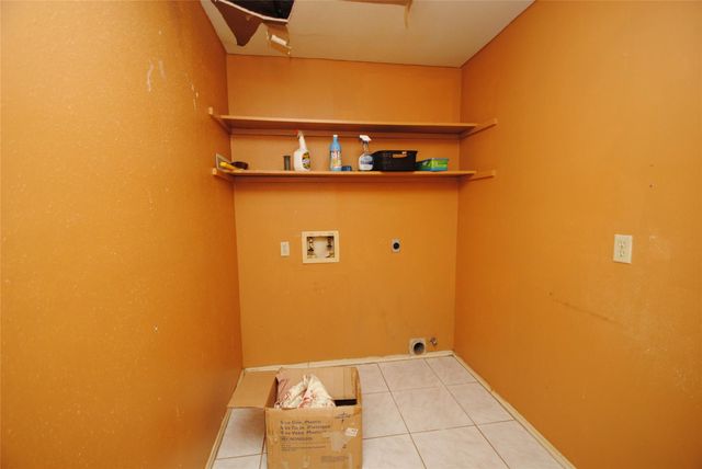 5150 Verdenbruk Drive, Houston, TX 77066