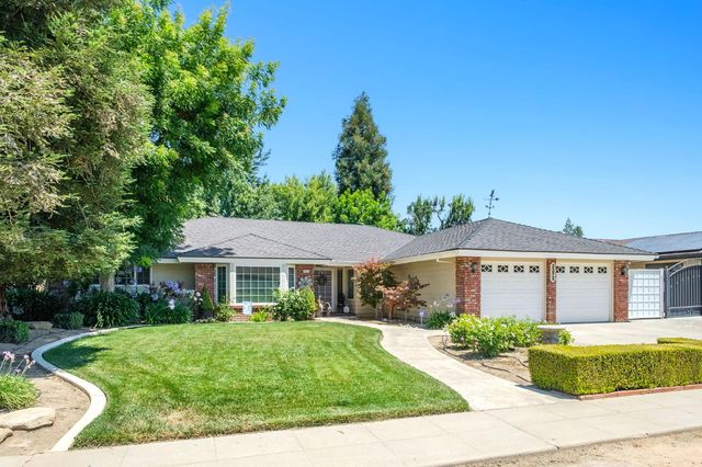 3372 W Sierra Avenue, Fresno, CA 93711