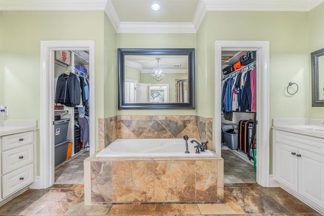 1105 Applewood Drive, Conway, AR 72034