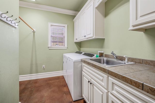 1105 Applewood Drive, Conway, AR 72034