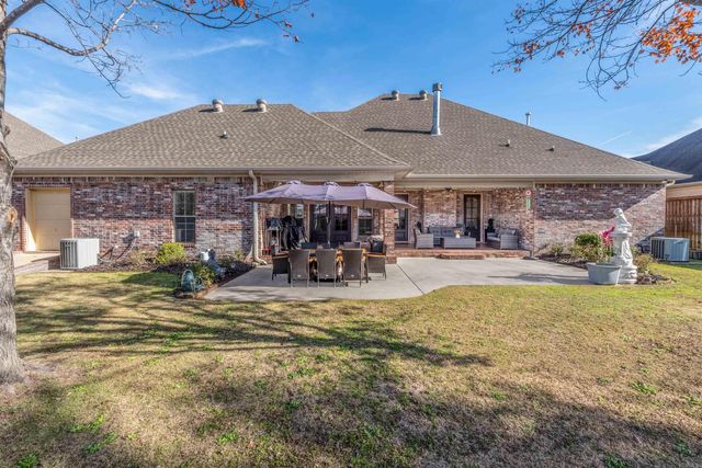 1105 Applewood Drive, Conway, AR 72034