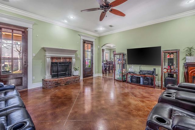 1105 Applewood Drive, Conway, AR 72034