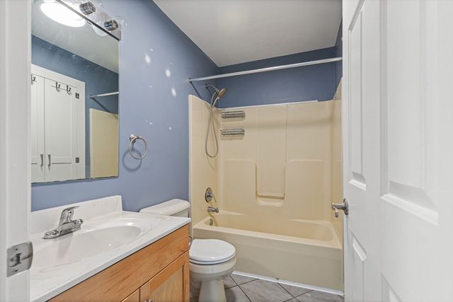 2743 Cranberry Hwy 5B, Wareham, MA 02571