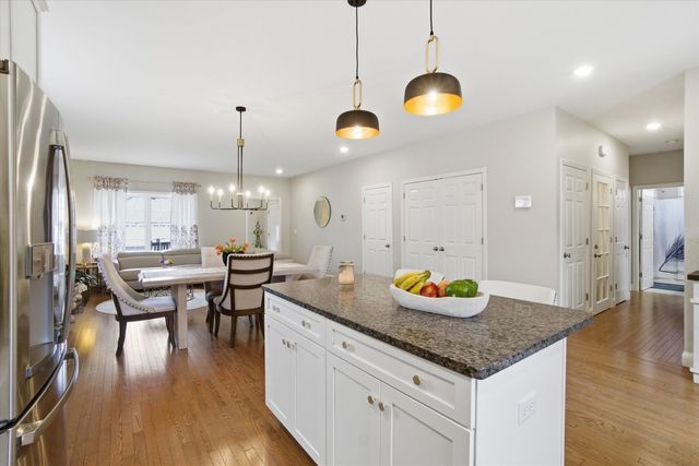 54 Toby Circle, Merrimack, NH 03054