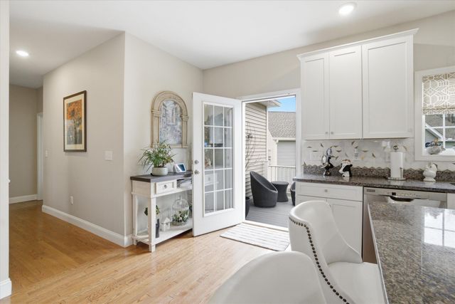 54 Toby Circle, Merrimack, NH 03054