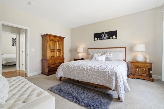 54 Toby Circle, Merrimack, NH 03054