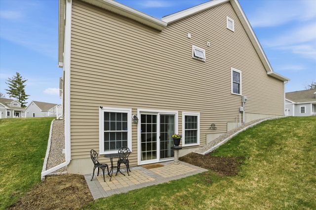 54 Toby Circle, Merrimack, NH 03054