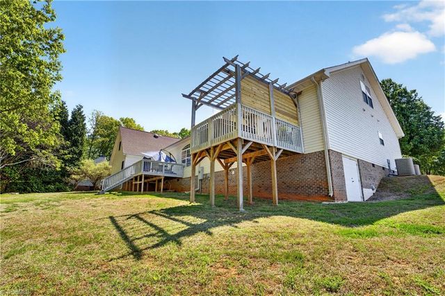 3382 Rebecca Drive, Summerfield, NC 27358