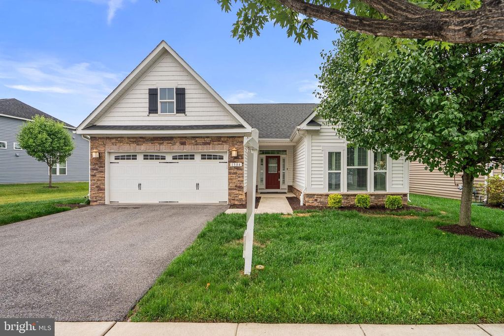 Image 1 of property listing at 1384 PATUXENT RIDGE RD, Odenton, MD 21113