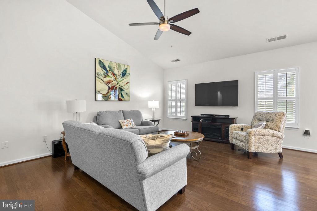 Image 8 of property listing at 1384 PATUXENT RIDGE RD, Odenton, MD 21113