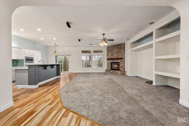 15321 N Lake Berryessa Court, Bakersfield, CA 93314