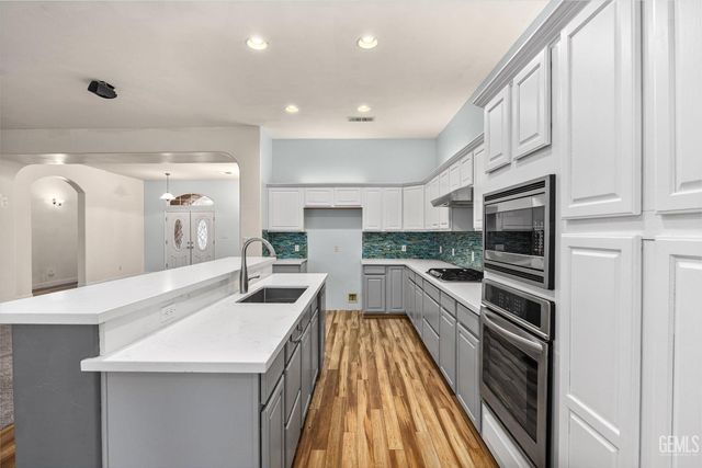 15321 N Lake Berryessa Court, Bakersfield, CA 93314