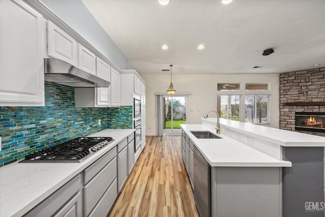 15321 N Lake Berryessa Court, Bakersfield, CA 93314