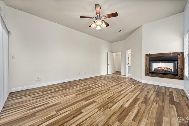 15321 N Lake Berryessa Court, Bakersfield, CA 93314