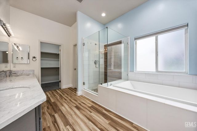 15321 N Lake Berryessa Court, Bakersfield, CA 93314