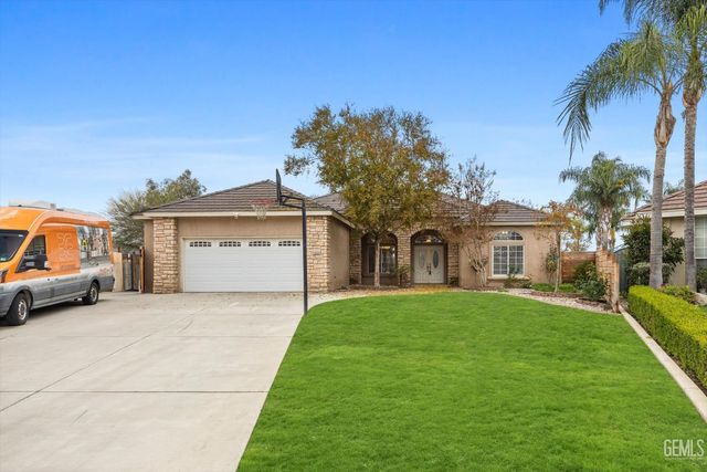 15321 N Lake Berryessa Court, Bakersfield, CA 93314